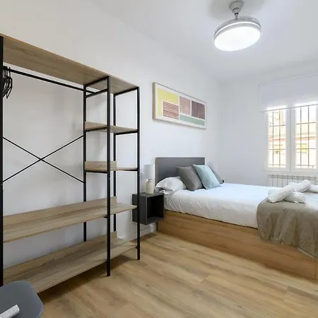 Apartamento Apt-inside The Wall-family,games,relax,history Ávila