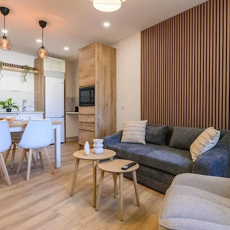 Apt-inside The Wall-family,games,relax,history